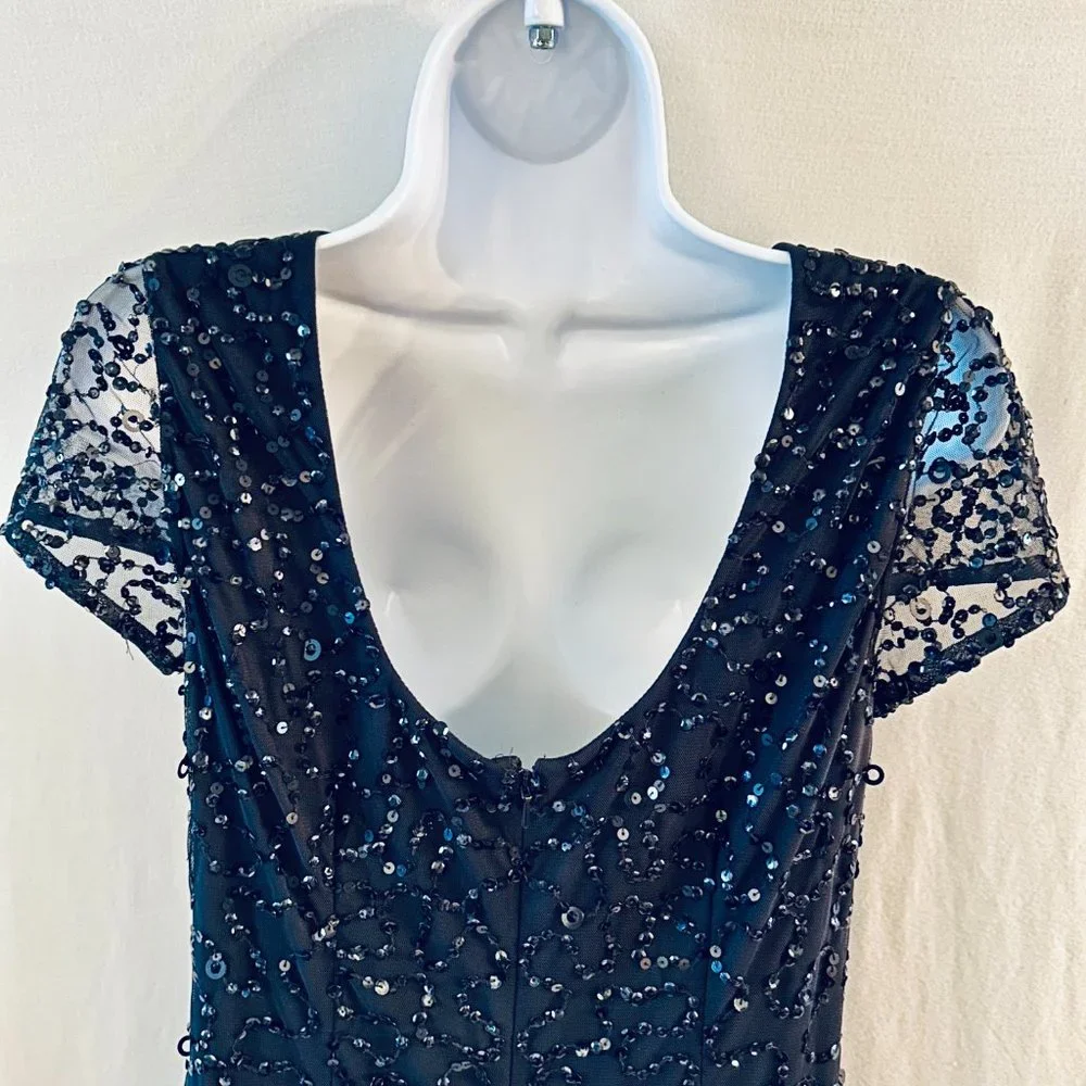 Adrianna Papell Low Back Beaded Sequin Navy Blue Column Gown Size 6 - Picture 4 of 6